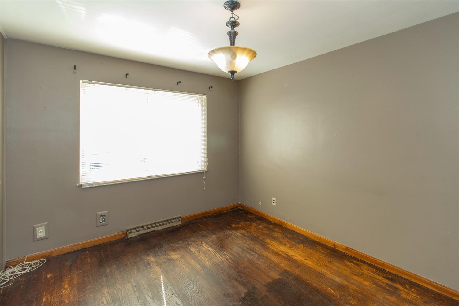 2741 Blue Rock Road Cincinnati, OH 45239 - Photo 9 of 21 Gallery Image 9