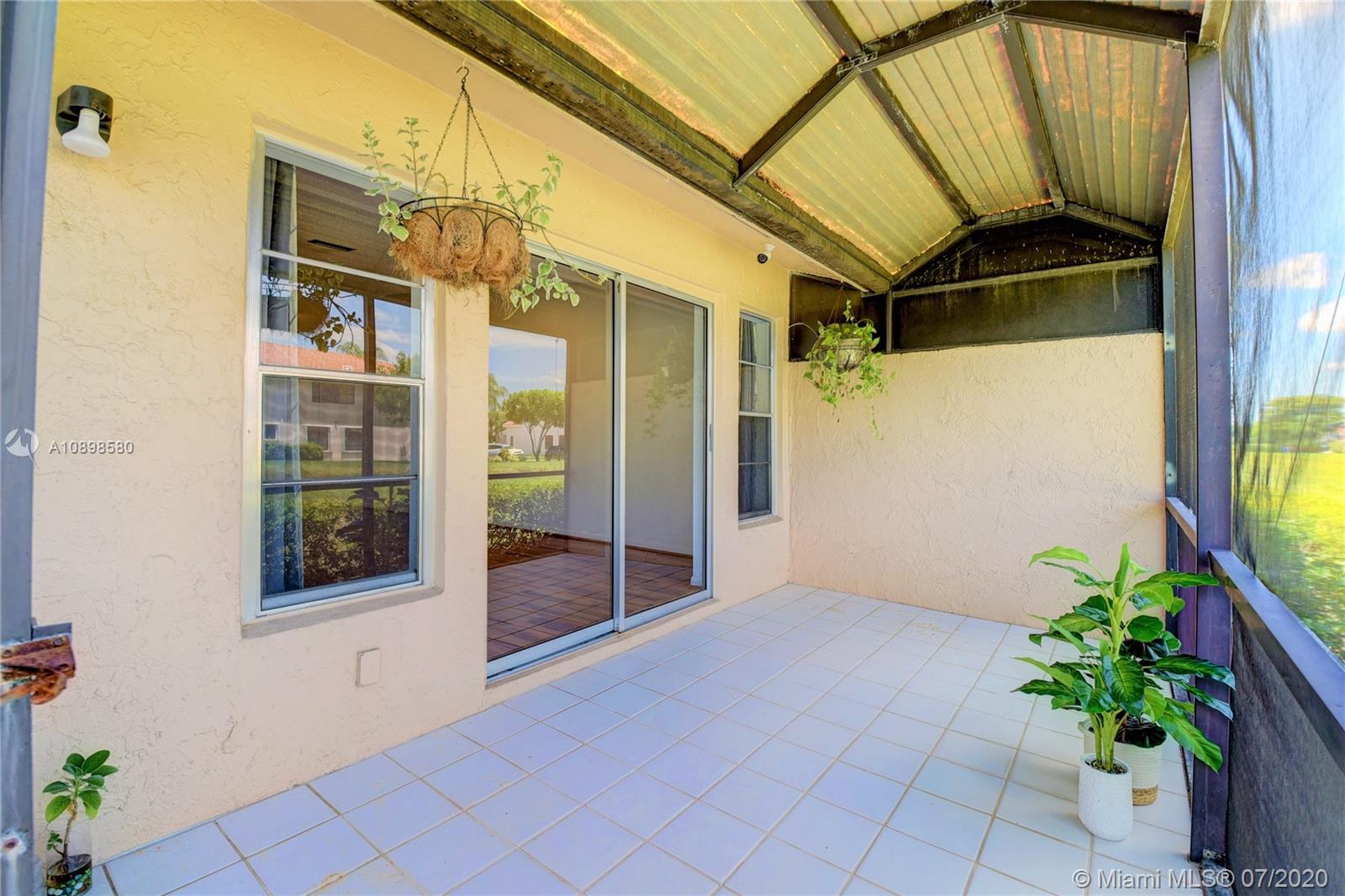 8617 Sunbird Place, Unit B Boca Raton, FL 33496 - Photo 14 of 41