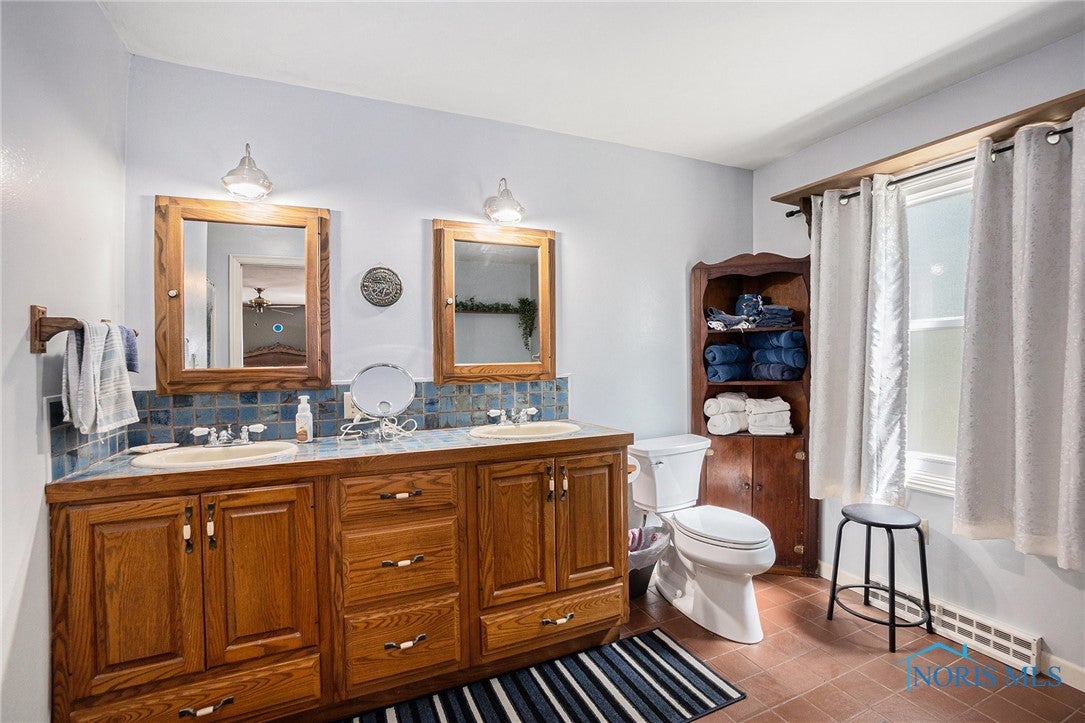 25441 Thompson Road Perrysburg, OH 43551 - Photo 13 of 32 Gallery Image 13