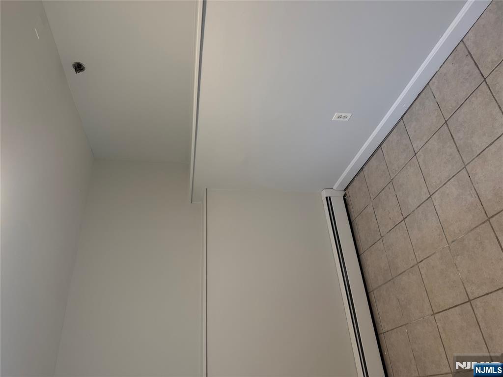 52 Orient Way, Unit GROUND LEVEL Rutherford, NJ 07070 - Photo 4 of 9