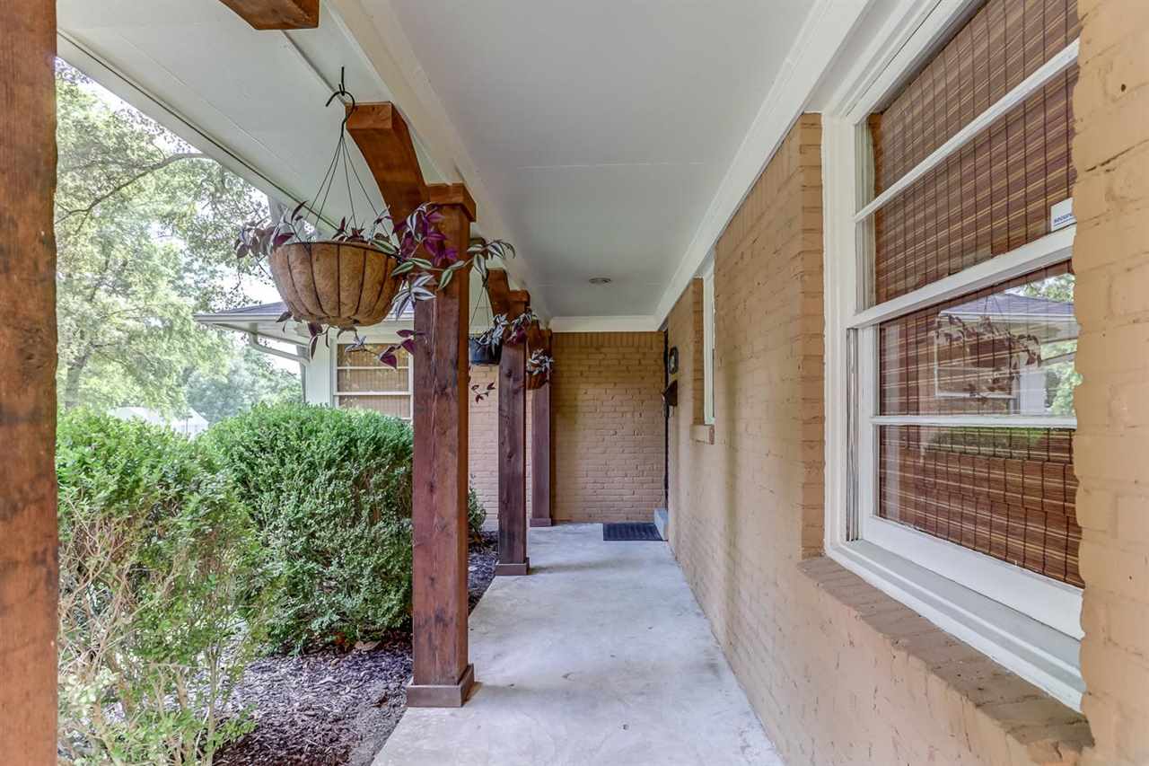 4780 Dee Road Memphis, TN 38117 - Photo 2 of 25
