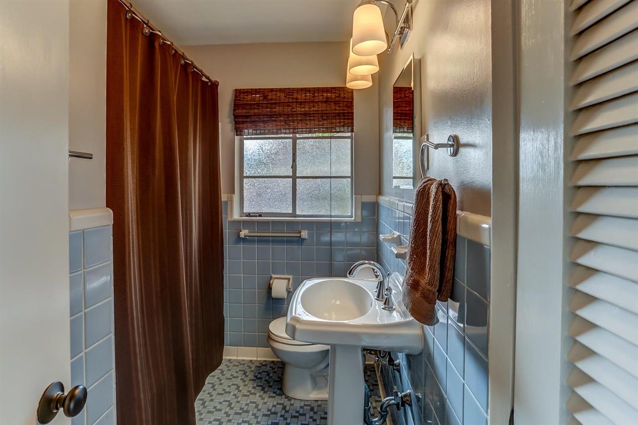 4780 Dee Road Memphis, TN 38117 - Photo 15 of 25