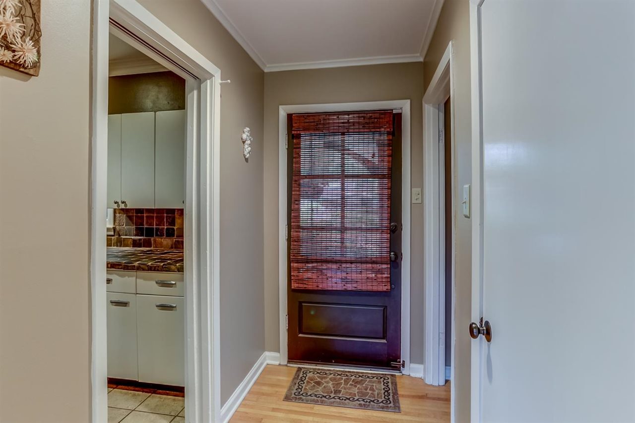 4780 Dee Road Memphis, TN 38117 - Photo 3 of 25