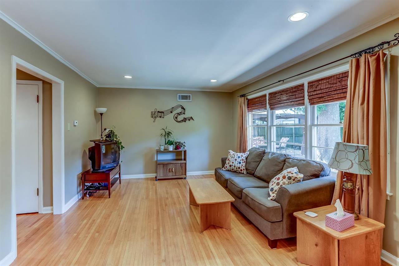 4780 Dee Road Memphis, TN 38117 - Photo 5 of 25