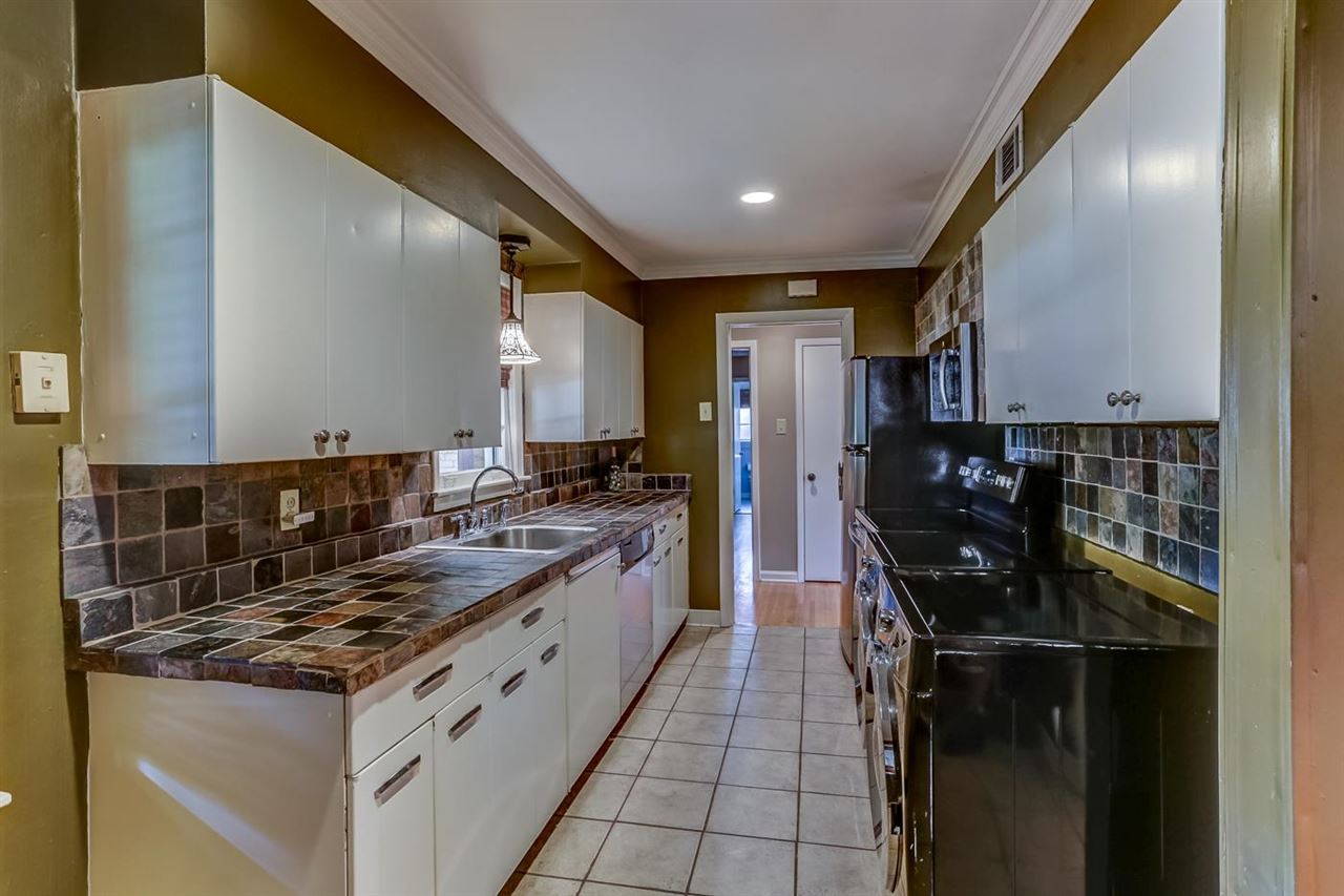 4780 Dee Road Memphis, TN 38117 - Photo 10 of 25