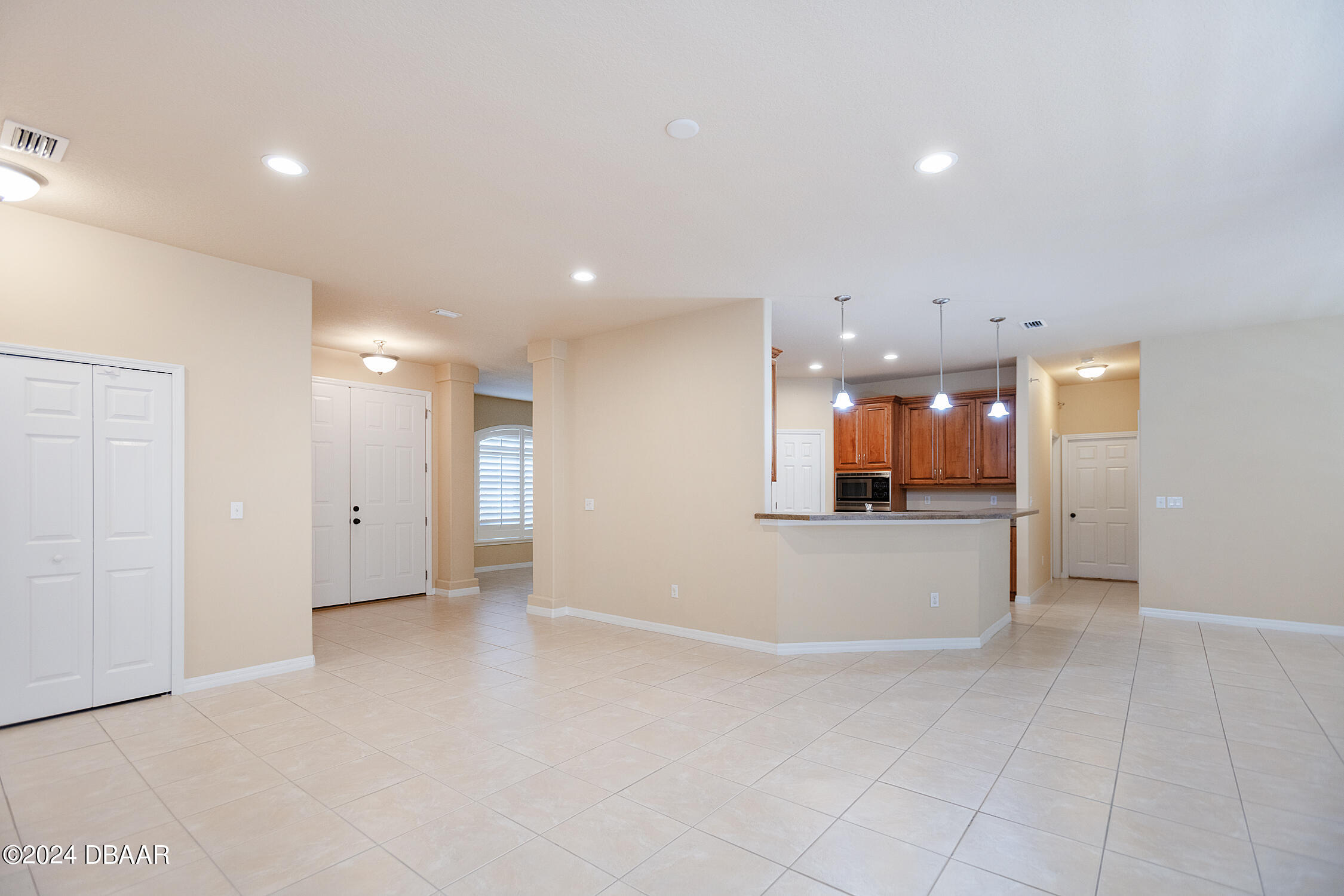 67 Saddlers Ormond Beach Ormond Beach, FL 32174 - Photo 11 of 39 Living