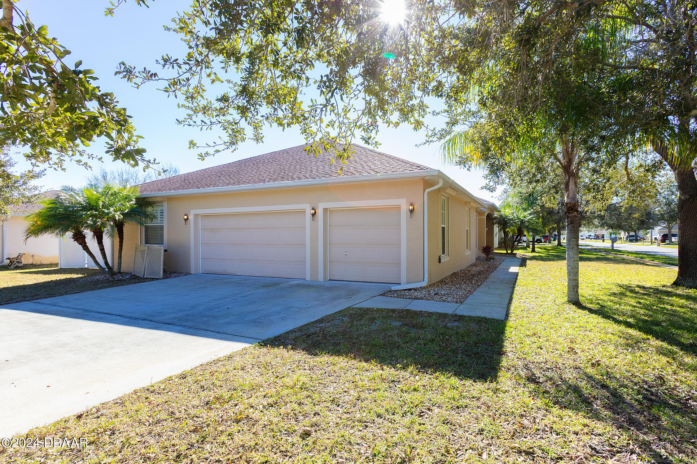 67 Saddlers Ormond Beach Ormond Beach, FL 32174 - Photo 2 of 39 Garage
