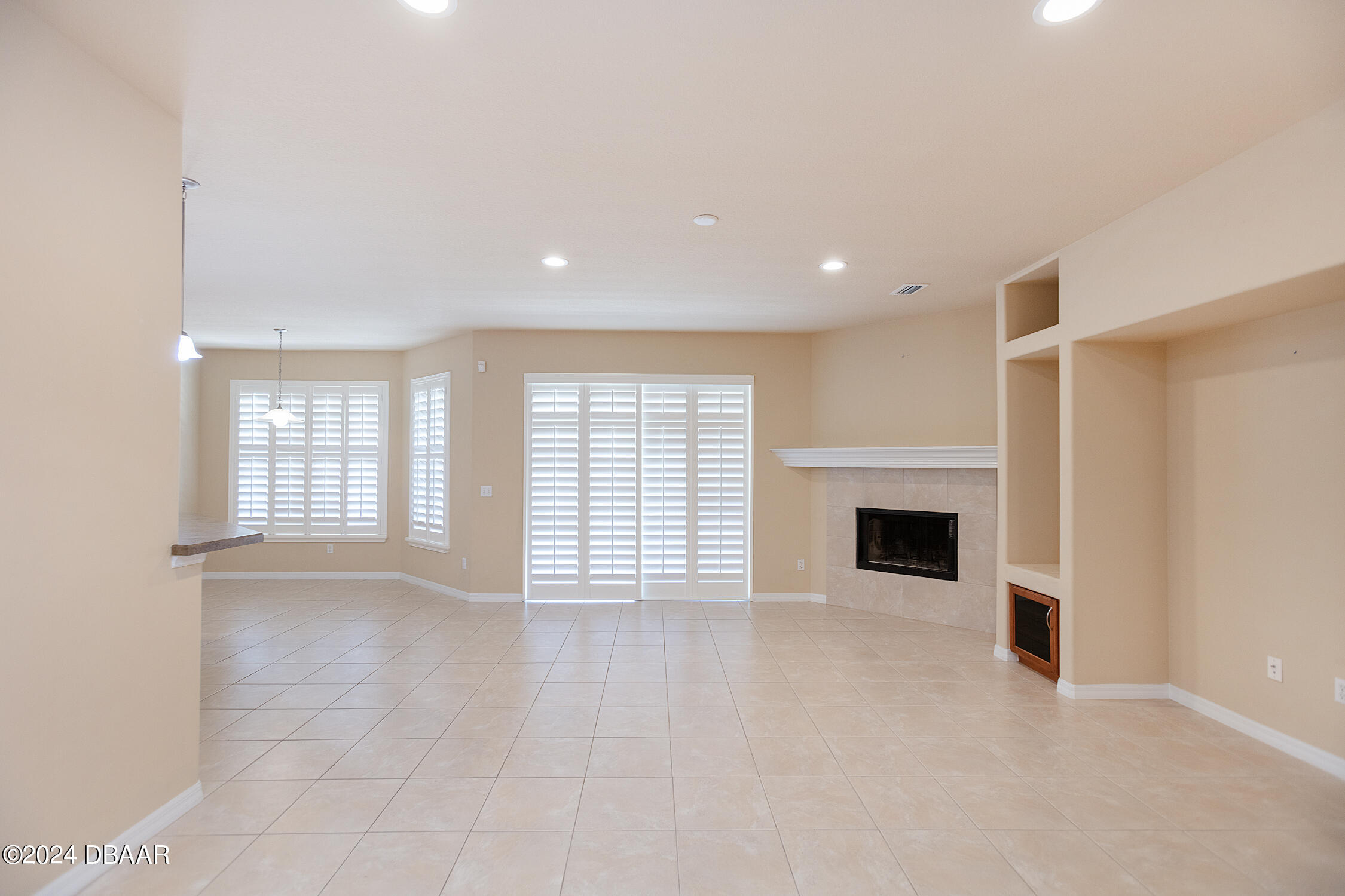 67 Saddlers Ormond Beach Ormond Beach, FL 32174 - Photo 6 of 39 Living