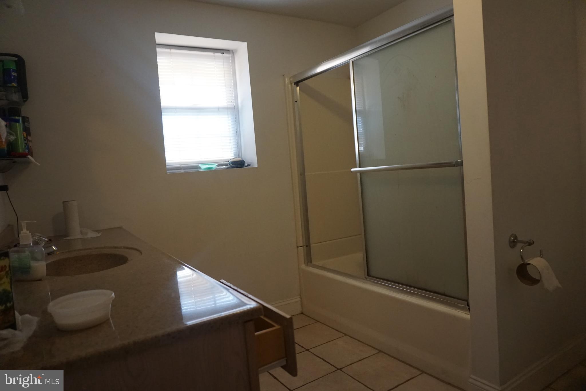 1830 Montrose Street Philadelphia, PA 19146 - Photo 29 of 30