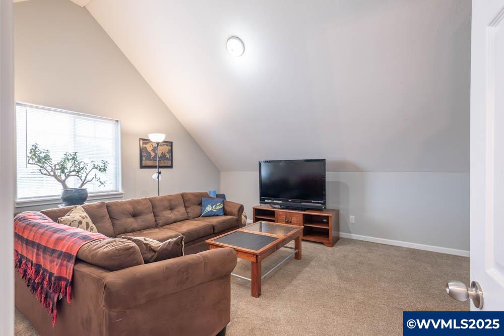 345 Jadon Drive Lebanon, OR 97355 - Photo 18 of 38