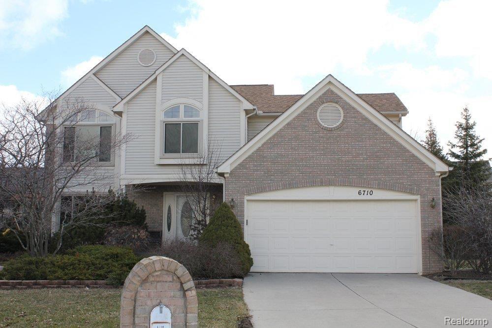 6710 Fox Path Canton, MI 48187 - Photo 1 of 16 IMG_0900