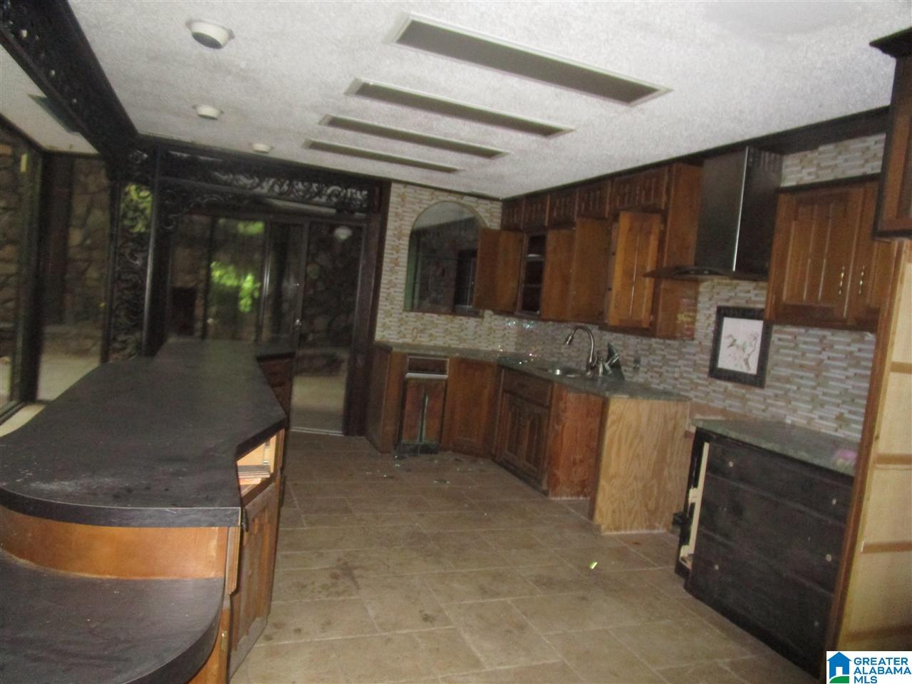 1419 Monticello Road Birmingham, AL 35210 - Photo 17 of 31