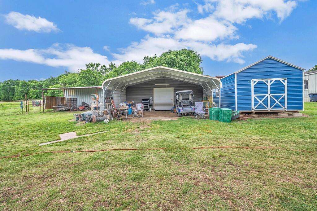1176 Blue Cut Road North McGregor, TX 76657 - Photo 23 of 40