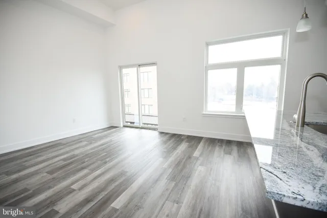 $1,475 | 6164-66 Ridge Avenue, Unit 301, Philadelphia, PA 19128