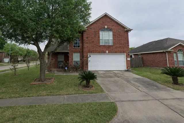 $2,300 | 13131 Leader Trail, Houston, TX 77072