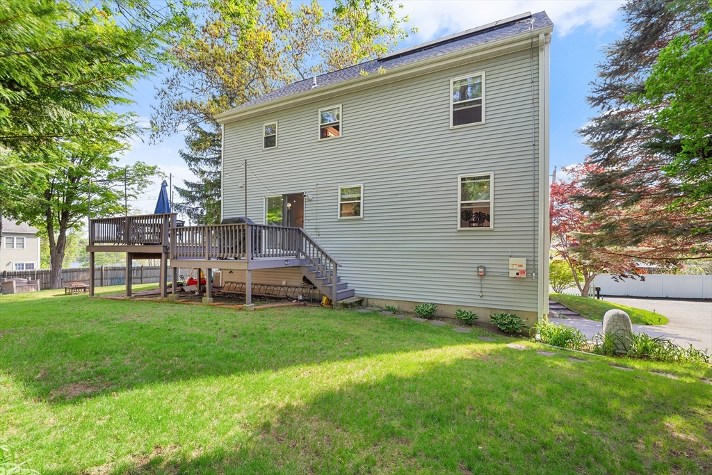 9 Rhodes Street Billerica, MA 01821 - Photo 30 of 33