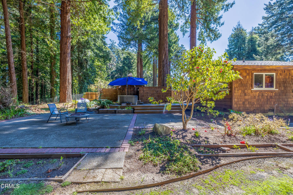 32450 Simpson Lane Fort Bragg, CA 95437 - Photo 44 of 54 a view of a house with yard and sitting area