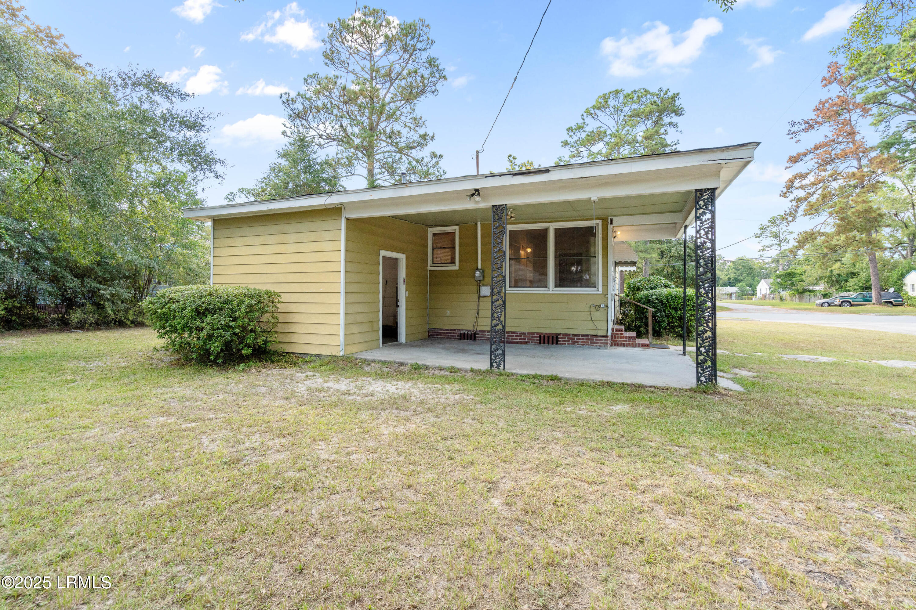 501 Shaw Drive Hampton, SC 29924 - Photo 2 of 14 2