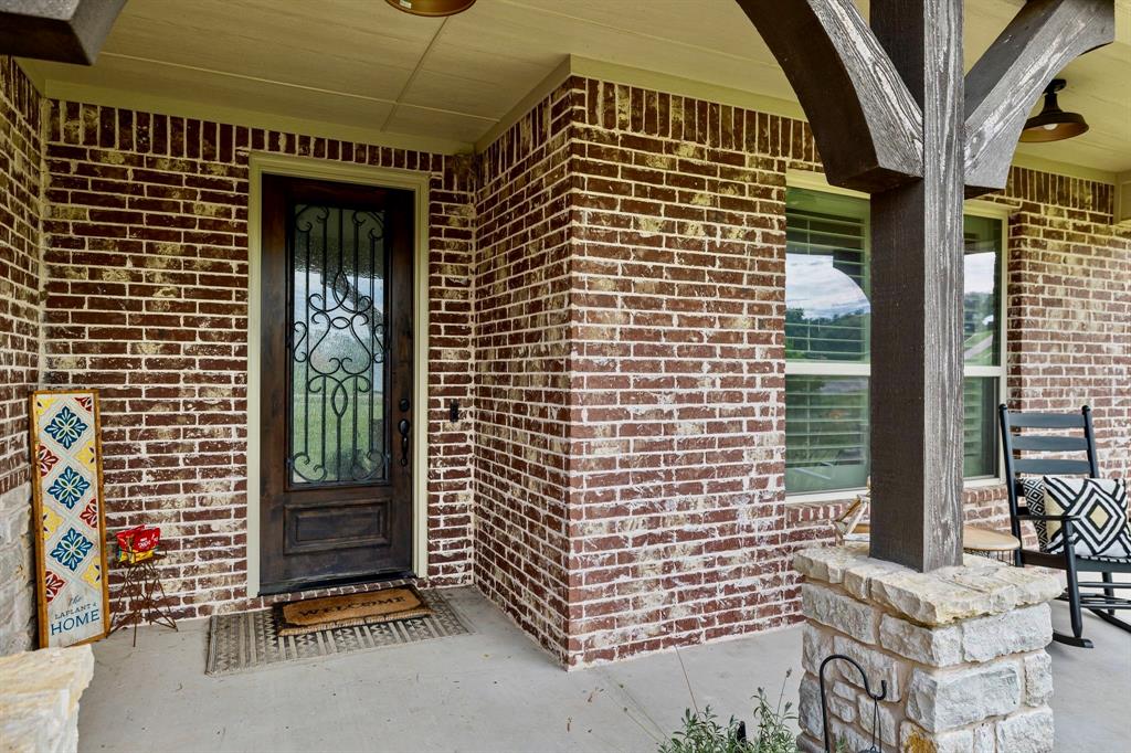 2103 Cash Point Court Granbury, TX 76049 - Photo 4 of 38