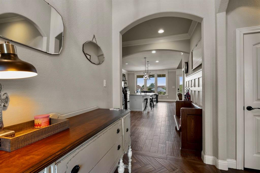 2103 Cash Point Court Granbury, TX 76049 - Photo 7 of 38