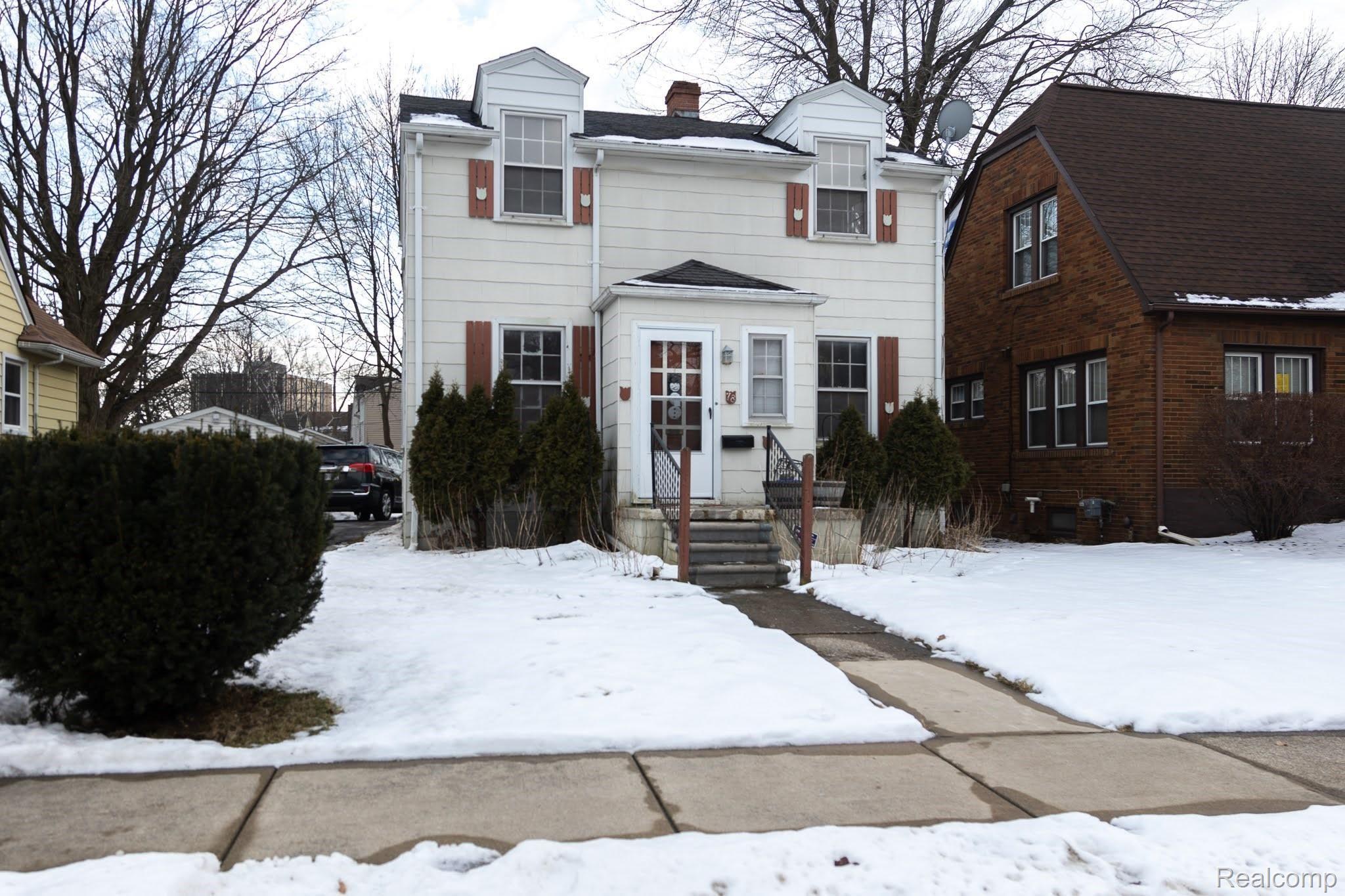 78 Mohawk Road Pontiac, MI 48341 - Photo 2 of 17 125A2443.jpg