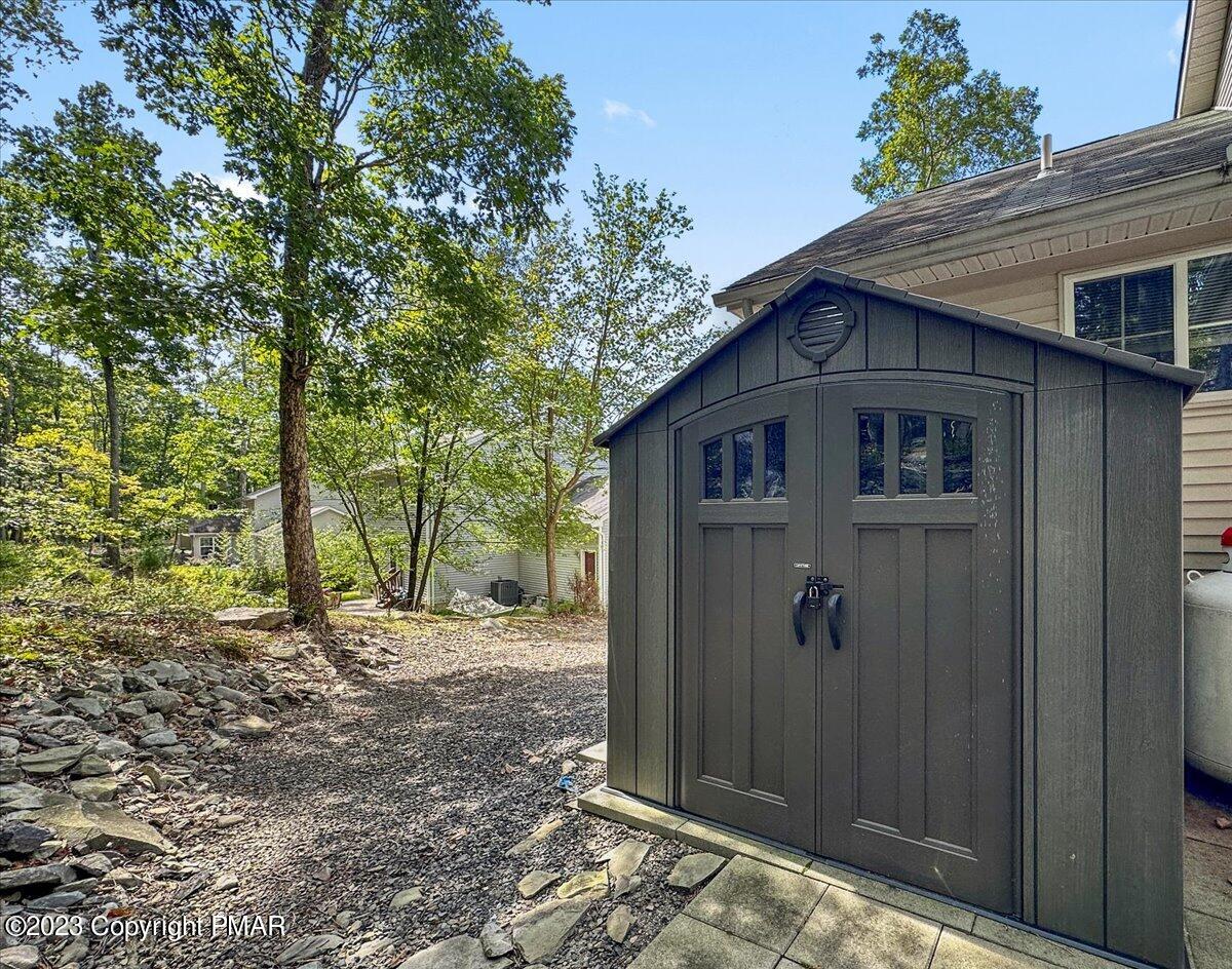 105 Alford Court Bushkill, PA 18324 - Photo 55 of 64 39-Photo Sep 16 2023, 1 14 30 PM