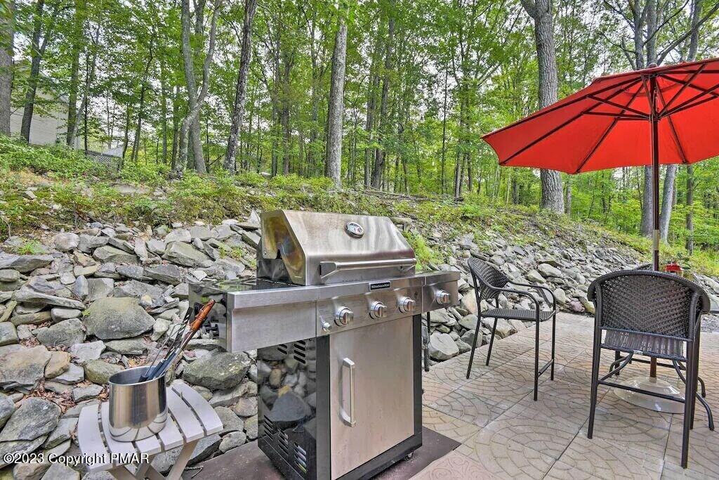 105 Alford Court Bushkill, PA 18324 - Photo 58 of 64 36.fb230098.f10