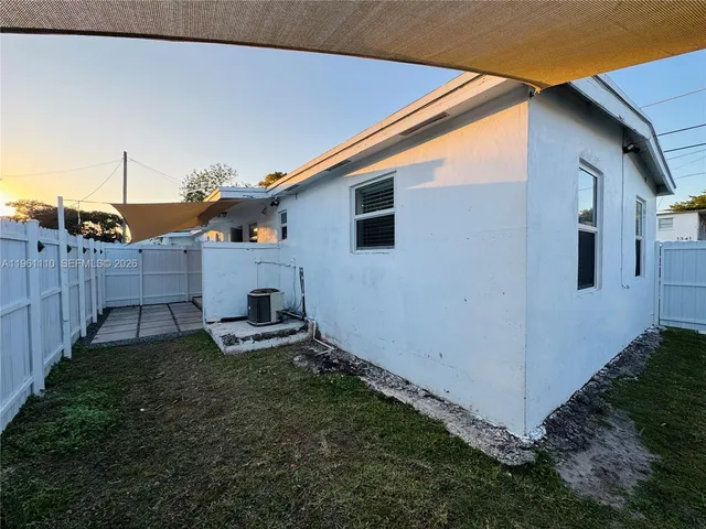 $2,395 | 1340 Northwest 60th Street, Unit 1340, Miami, FL 33142