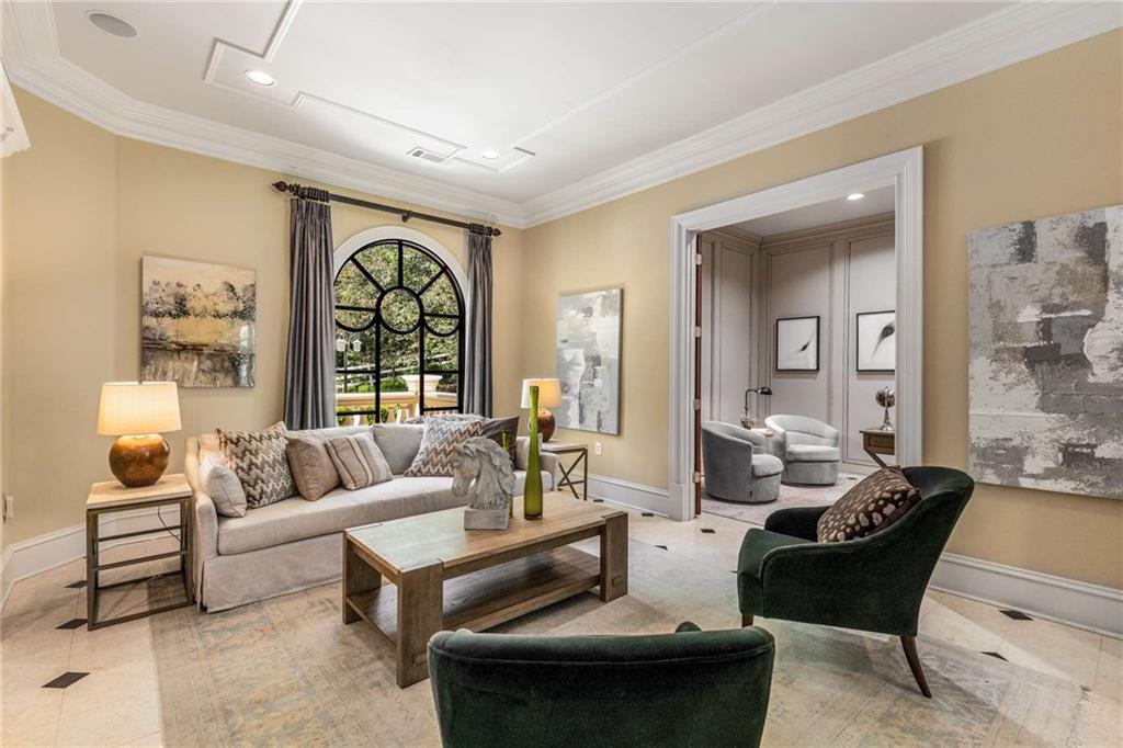 450 Dorset Way Smyrna, GA 30082 - Photo 9 of 60