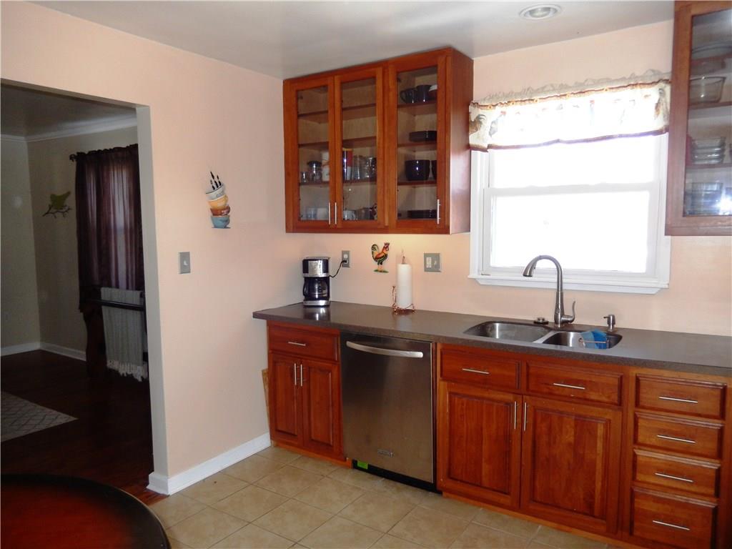 519 Friel Road Baden, PA 15005 - Photo 6 of 25 Gallery Image 6