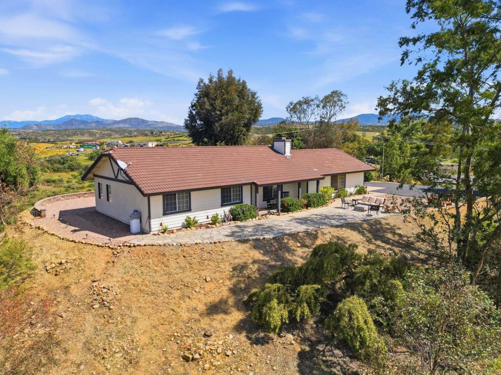 37875 Sage Road Hemet, CA 92544 - Photo 28 of 33 a view of a house with a yard