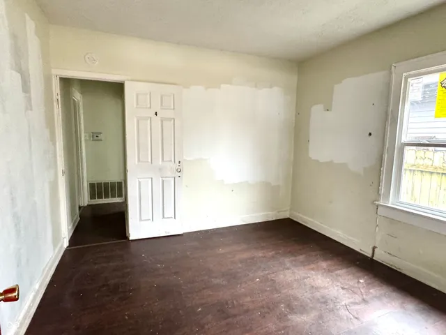 $79,900 | 805 North Goodlet Avenue, Indianapolis, IN 46222