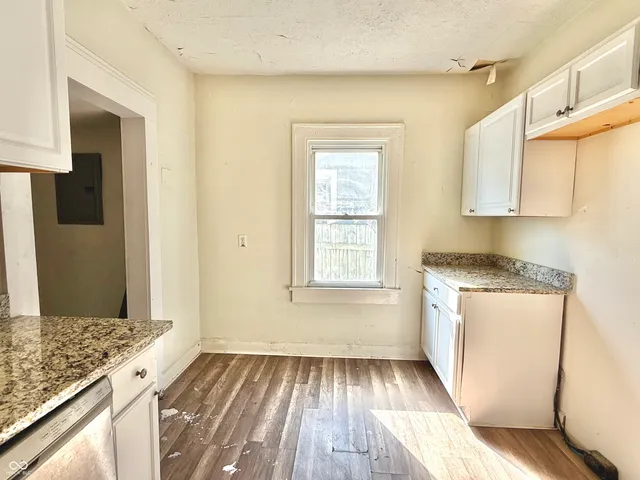 $79,900 | 805 North Goodlet Avenue, Indianapolis, IN 46222