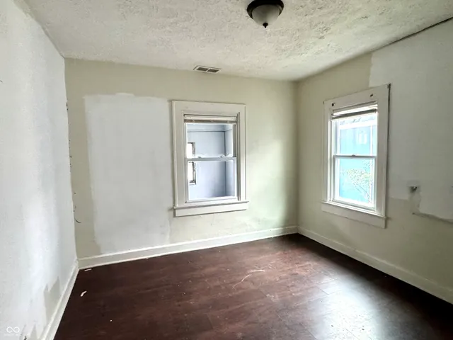 $79,900 | 805 North Goodlet Avenue, Indianapolis, IN 46222