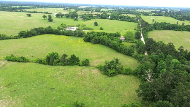 $1,050,000 | 5189 County Road 4550, Pennington, TX 75856