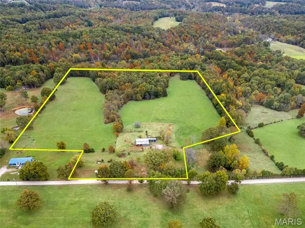 $198,500 | 21269 Bangor Road, Crocker, MO 65452