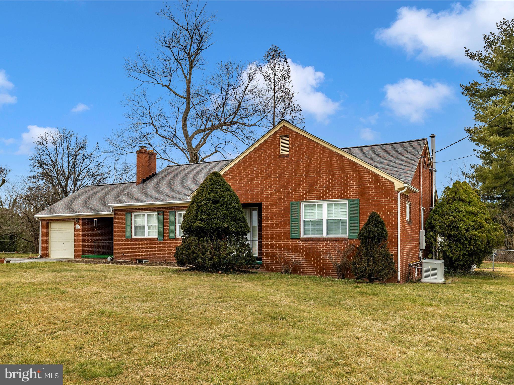 6028 Linganore Road Frederick, MD 21701 - Photo 3 of 53 EK_06170