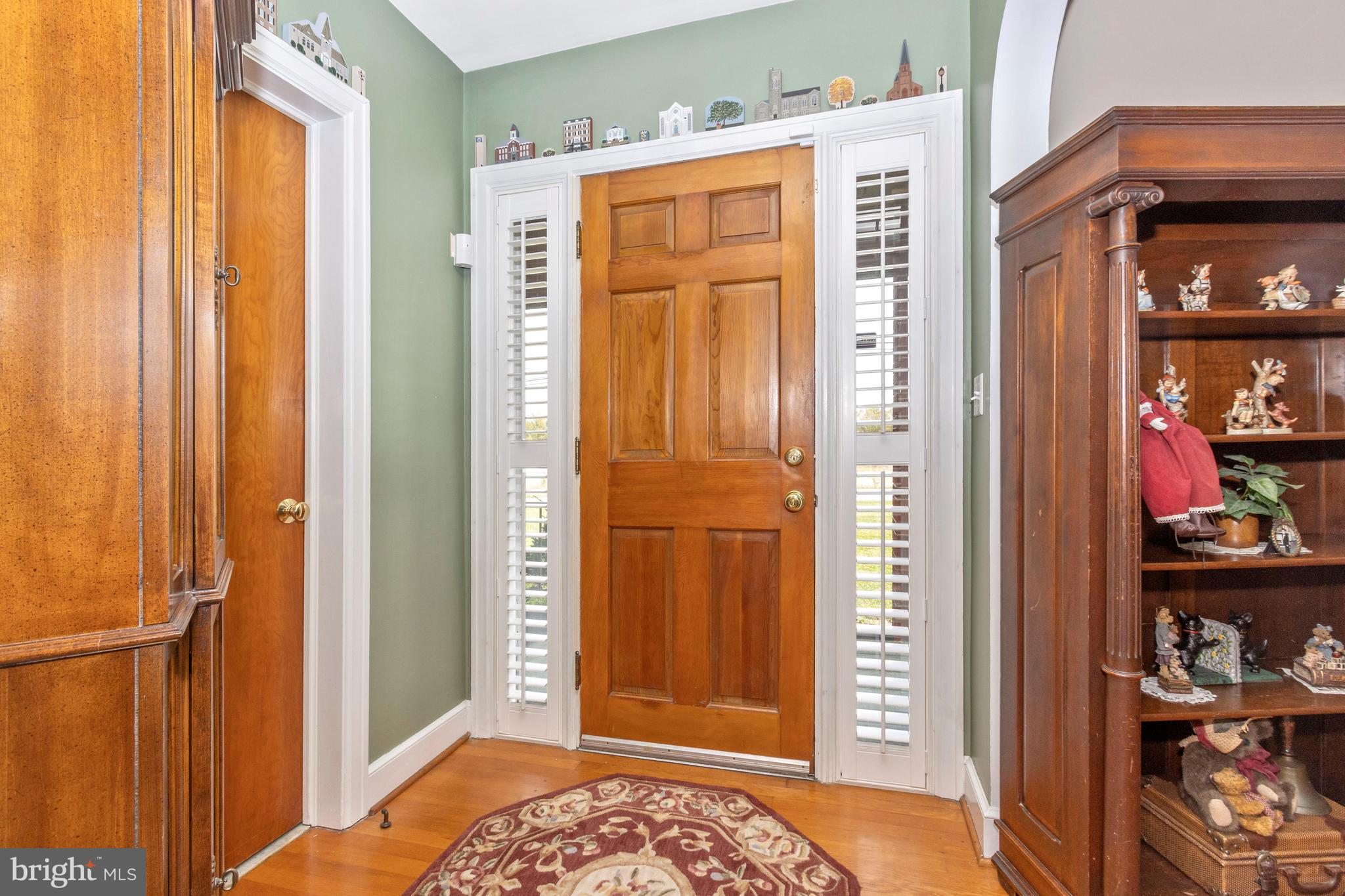 6028 Linganore Road Frederick, MD 21701 - Photo 4 of 53 Entryway