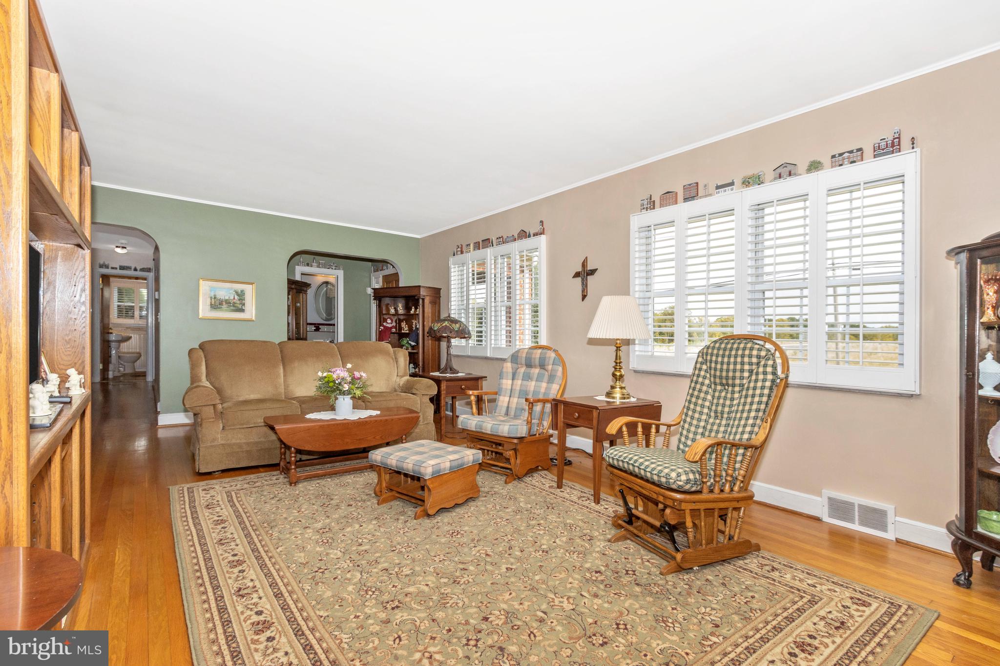 6028 Linganore Road Frederick, MD 21701 - Photo 8 of 53 Living Room