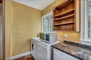 $3,400 | 11 North Main Street, Unit B, Essex, CT 06426