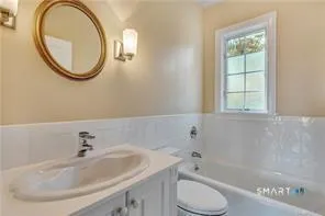 $3,400 | 11 North Main Street, Unit B, Essex, CT 06426