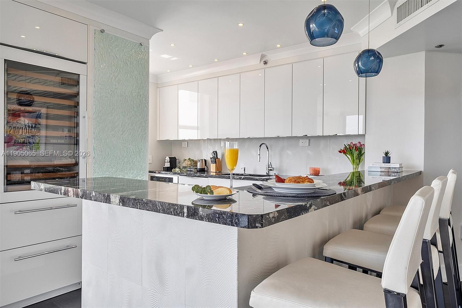 2889 McFarlane Road, Unit 902 Miami, FL 33133 - Photo 13 of 33 Gallery Image 13