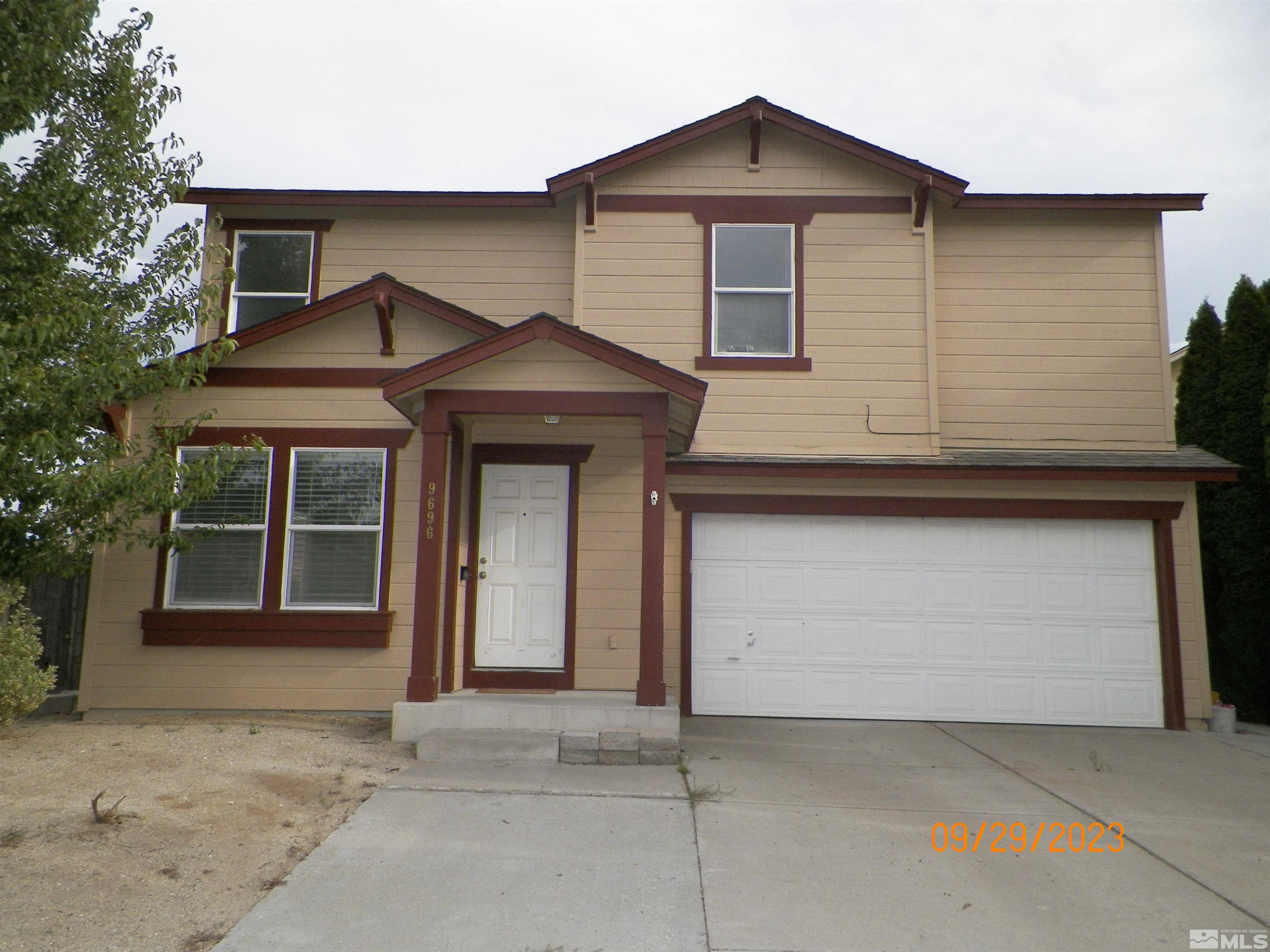 9696 Autumn Leaf Way Reno, NV 89506 - Photo 1 of 40 Photo 1