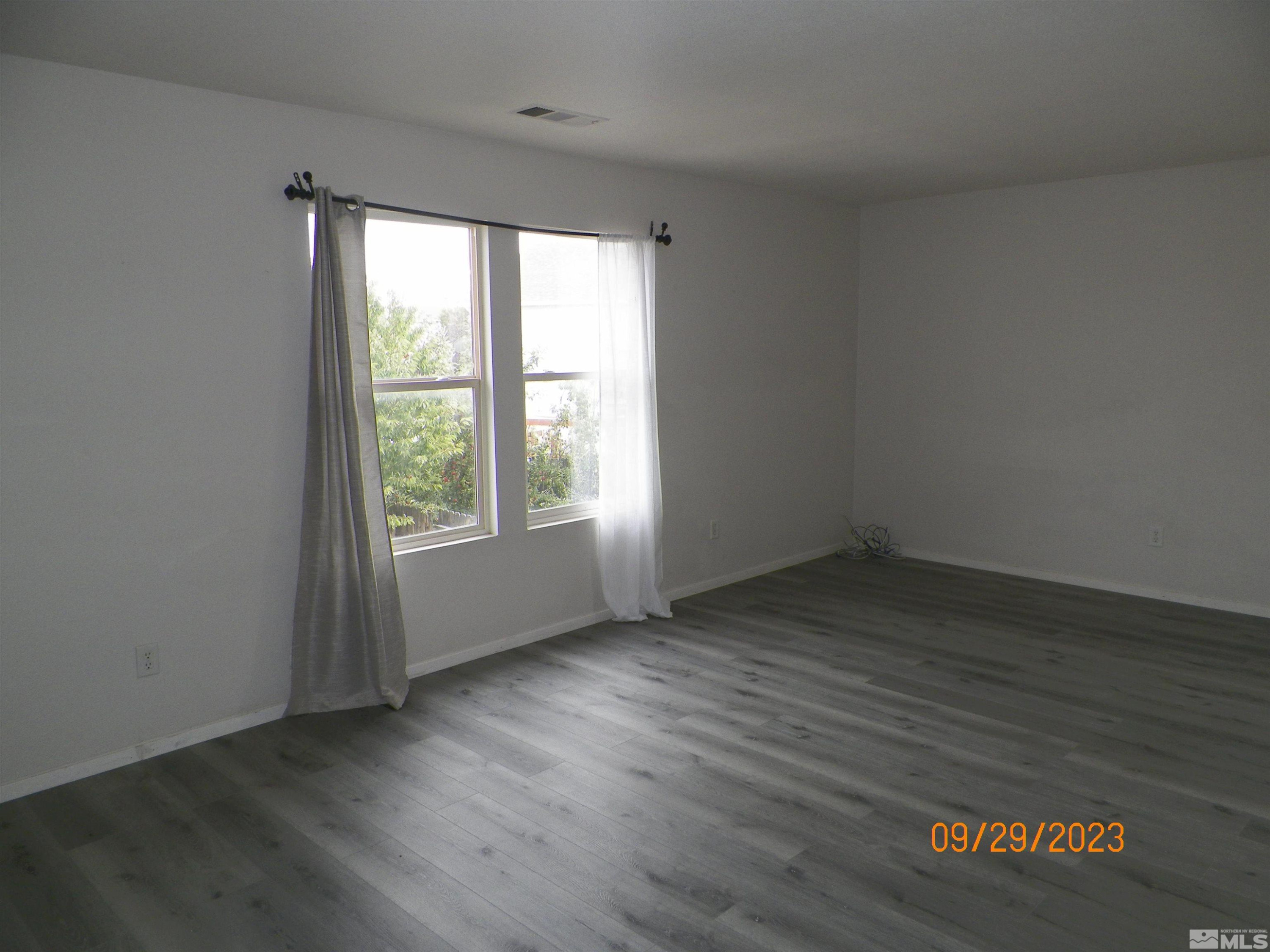 9696 Autumn Leaf Way Reno, NV 89506 - Photo 15 of 40 Photo 15