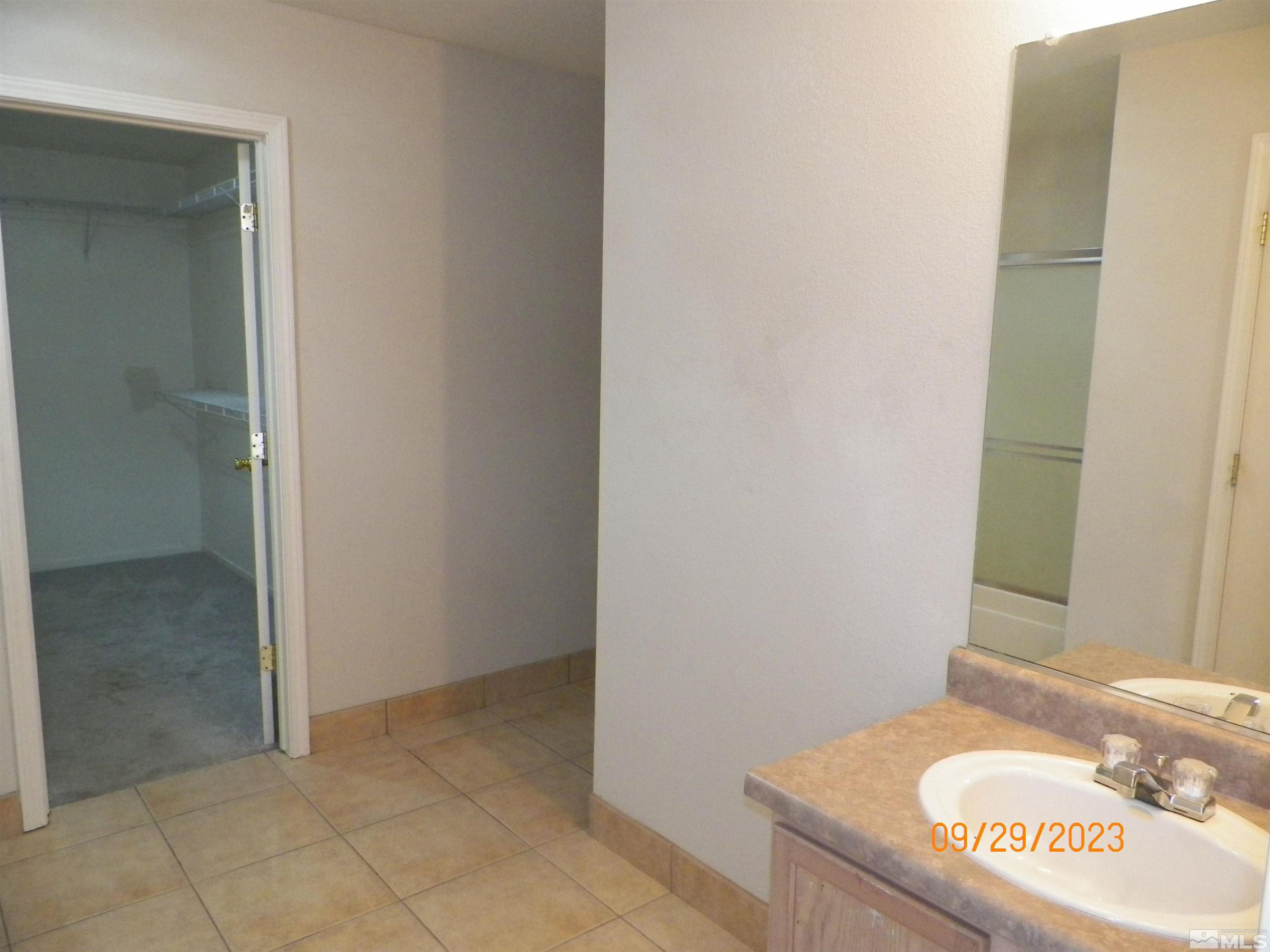 9696 Autumn Leaf Way Reno, NV 89506 - Photo 20 of 40 Photo 20