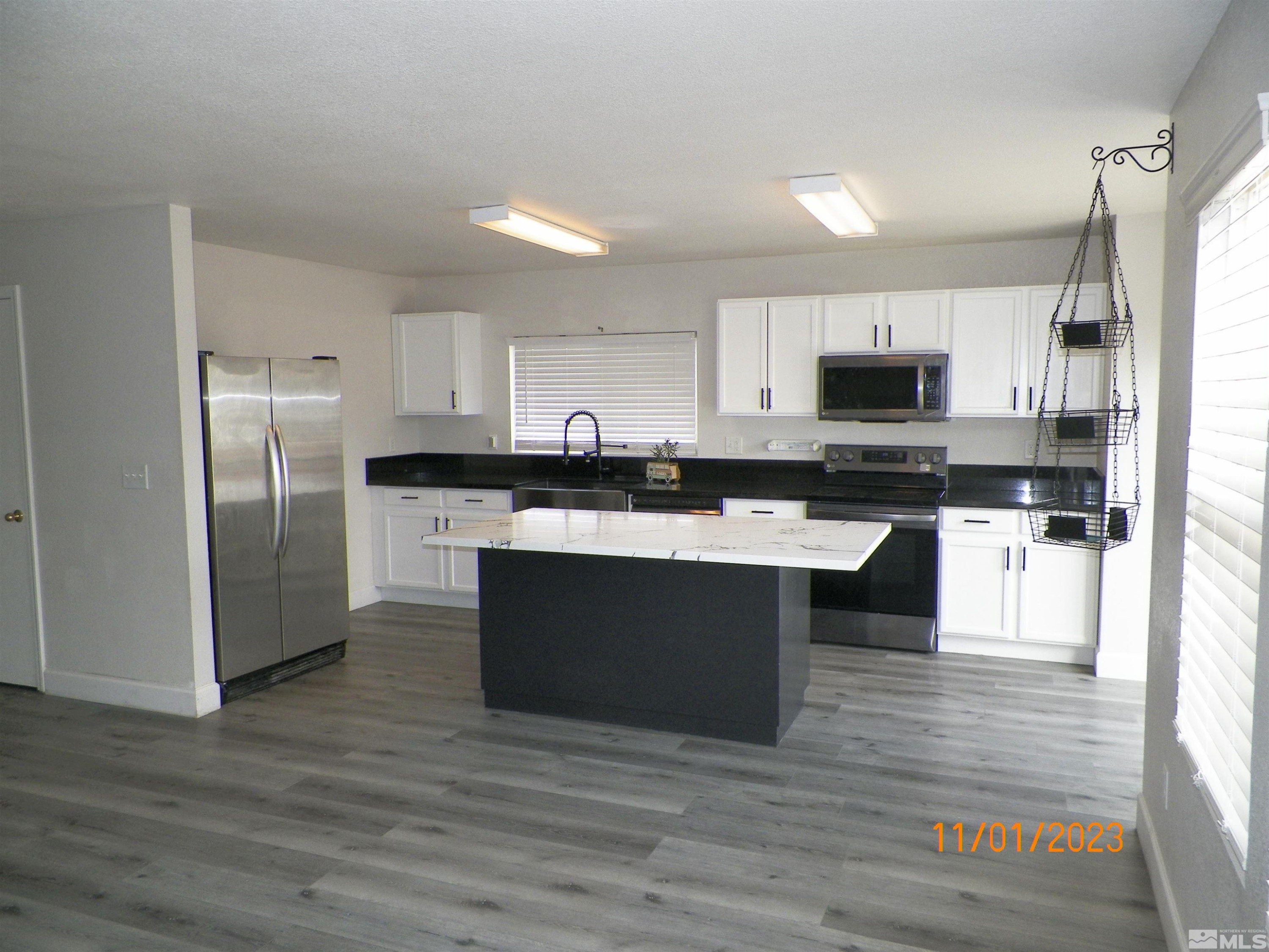 9696 Autumn Leaf Way Reno, NV 89506 - Photo 2 of 40 Photo 2