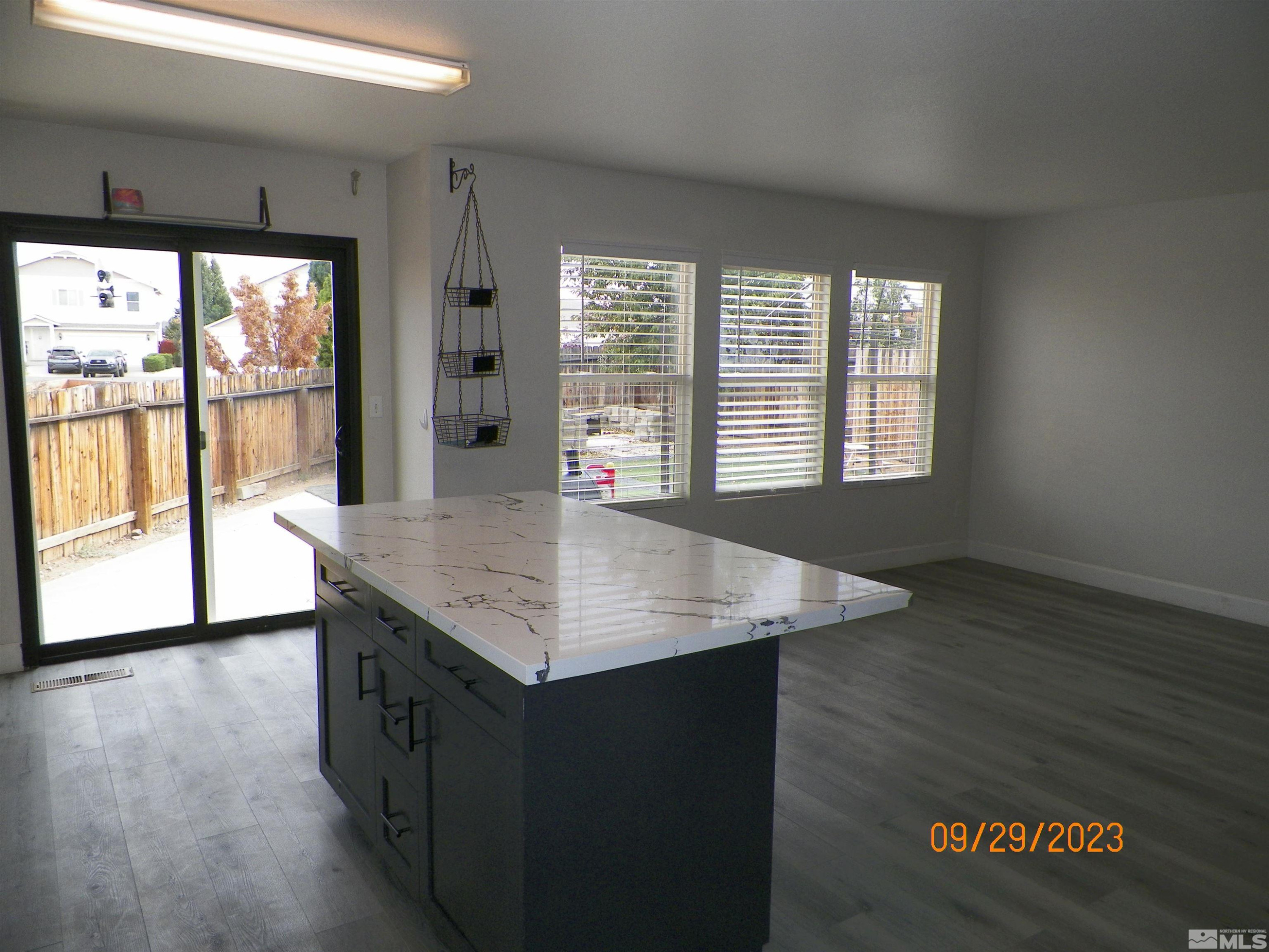 9696 Autumn Leaf Way Reno, NV 89506 - Photo 5 of 40 Photo 5