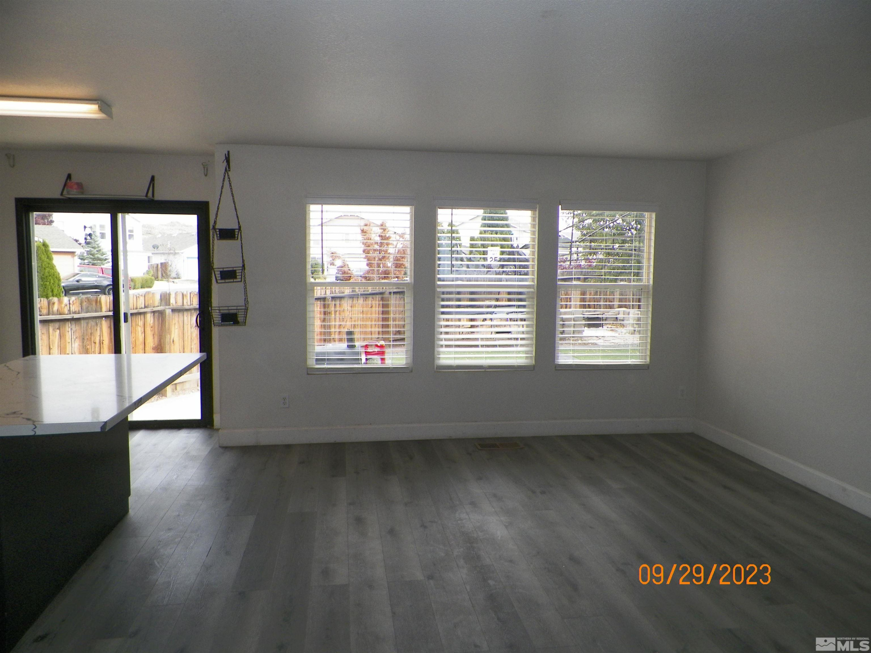 9696 Autumn Leaf Way Reno, NV 89506 - Photo 8 of 40 Photo 8