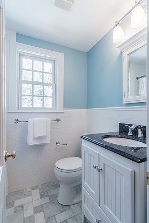 102 Concord Road Wayland, MA 01778 - Photo 20 of 26 Gallery Image 20