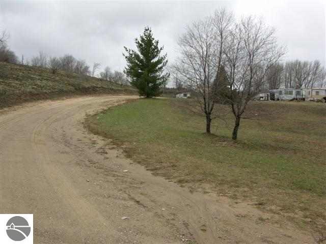 9072 Michaels Road Kingsley, MI 49649 - Photo 7 of 15 1712453-6.JPG